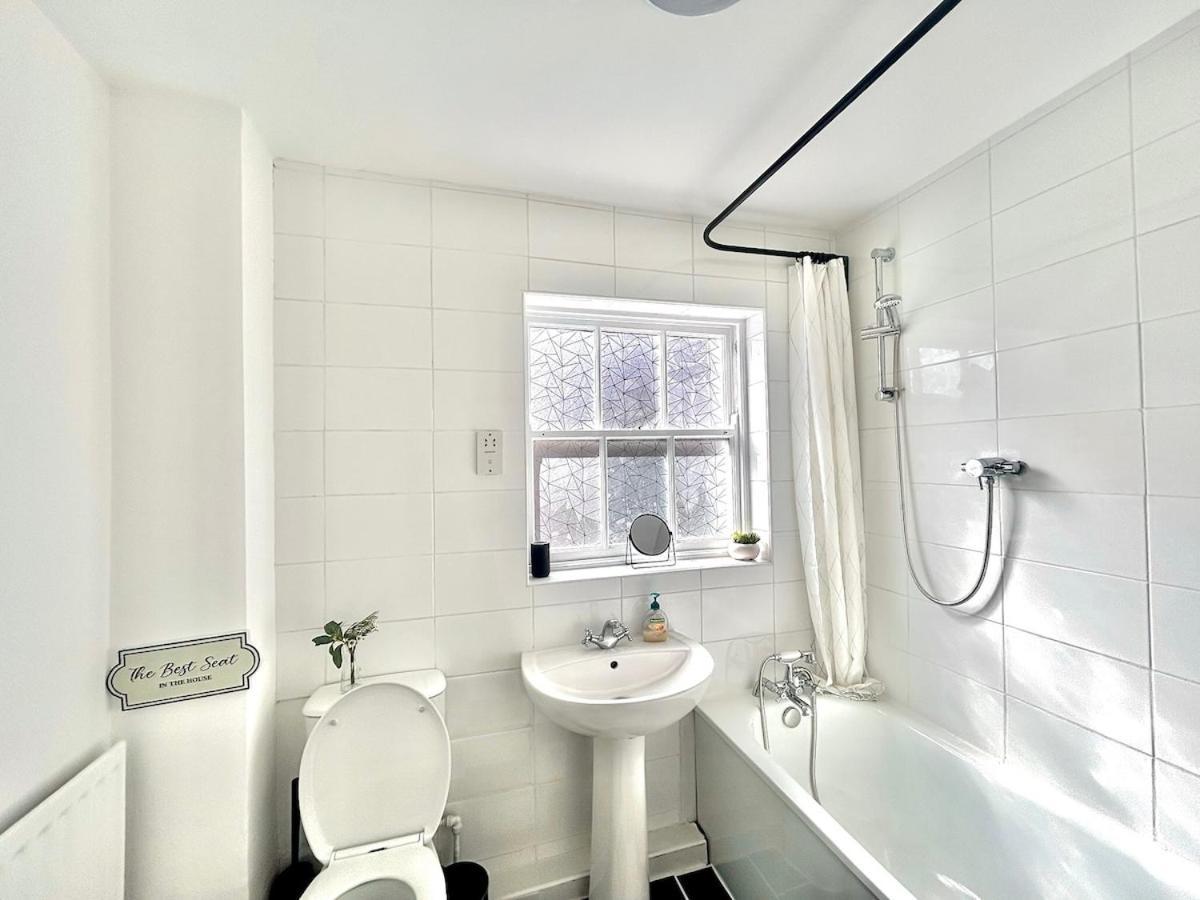 Apartment Beautiful Grade 2 In Centre Of Newcastle-st Park Free Parking Newcastle upon Tyne