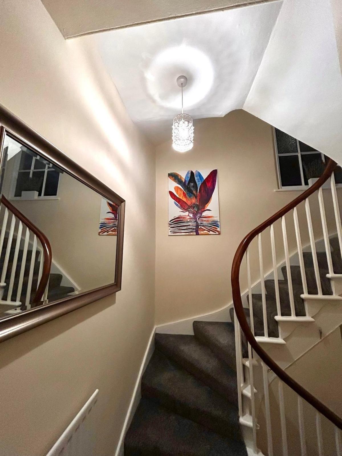 Beautiful Grade 2 In Centre Of Newcastle-st Park Free Parking Newcastle upon Tyne